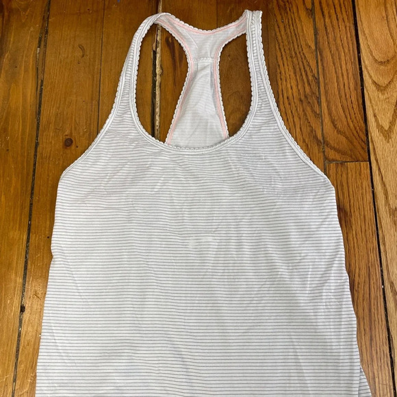 Lululemon 105 F Singlet, Pink & Grey, size 4 - Picture 4 of 10